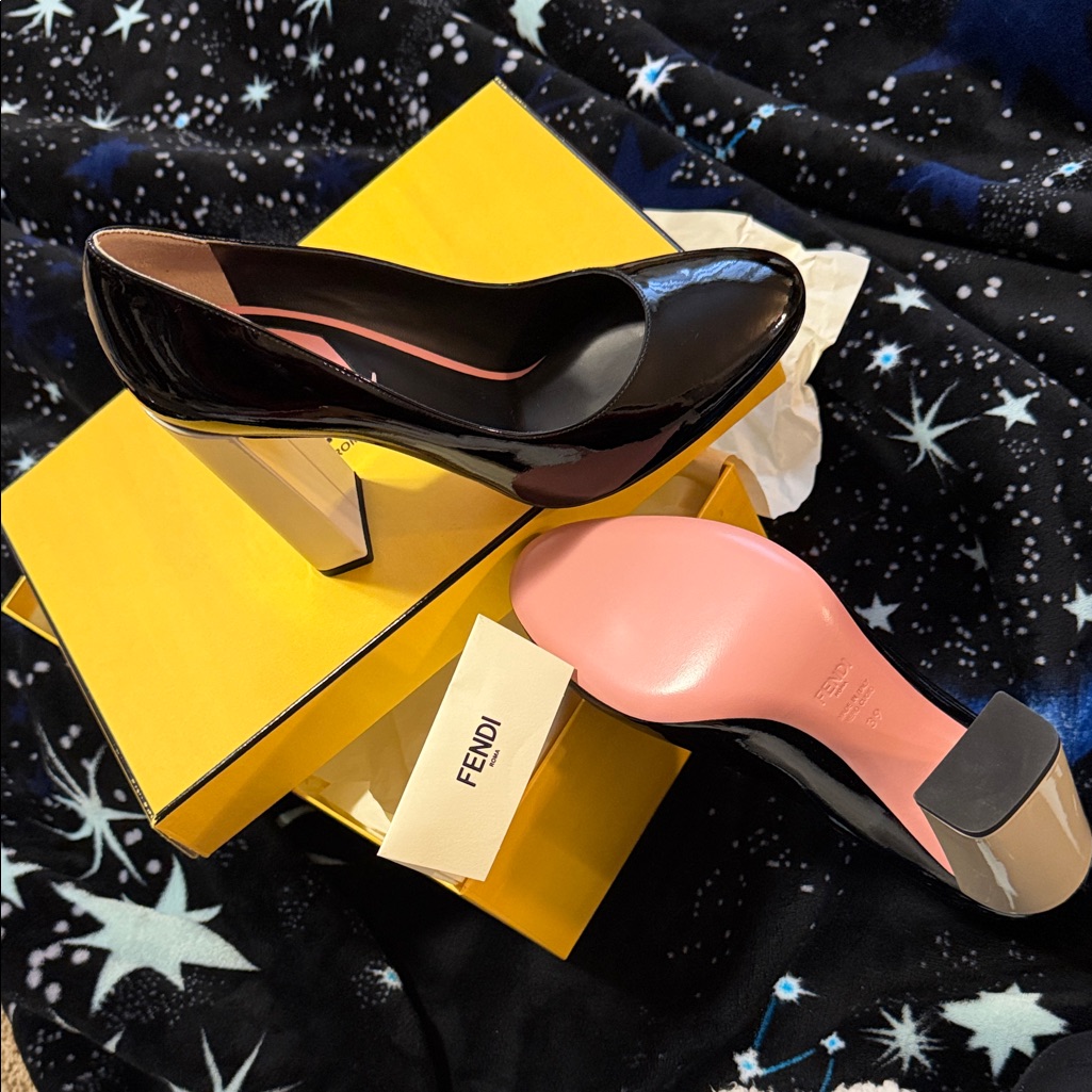 Fendi Black Patent Leather Block Heel Pumps With Pink Sole